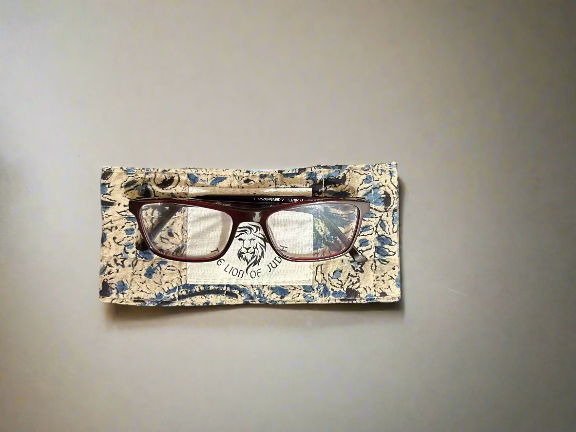 #10 Eyewear (Sunglass/Spectacle) Case in Stunning Kalamkari and Ikat fabric