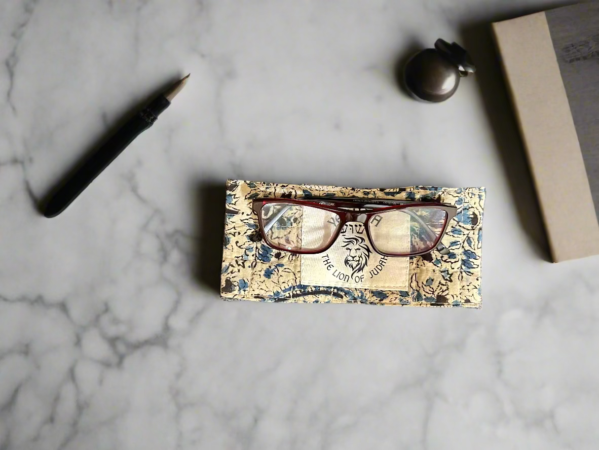 #10 Eyewear (Sunglass/Spectacle) Case in Stunning Kalamkari and Ikat fabric
